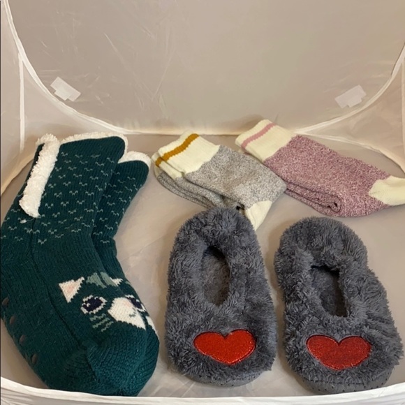 Slipper & Wool Sock Bundle - Picture 1 of 9
